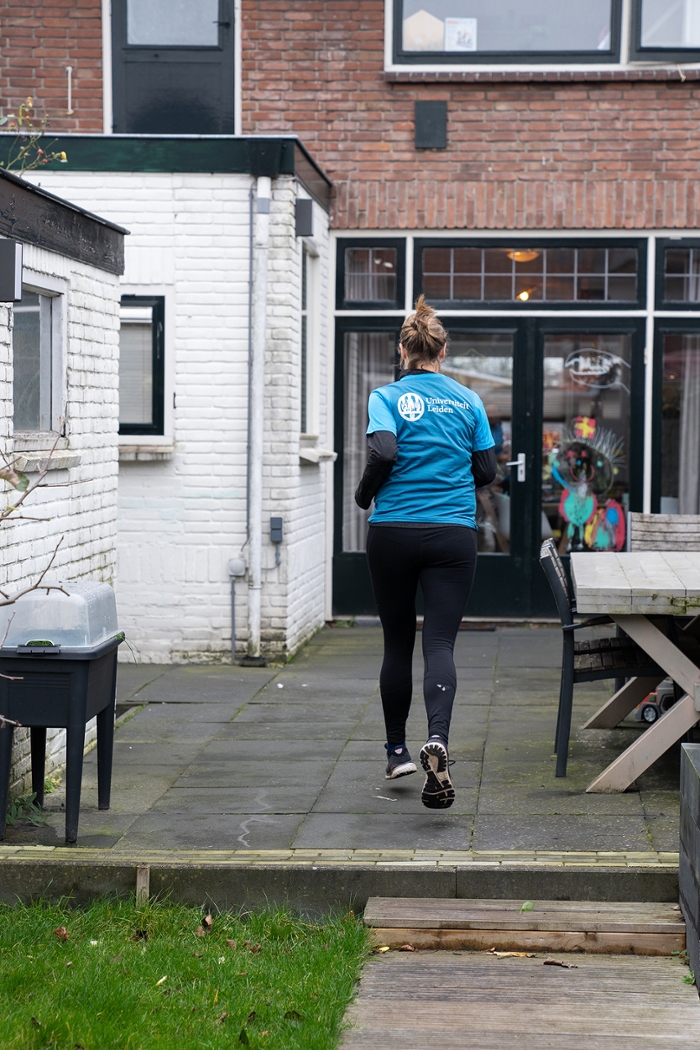 While she was in quarantine Jasmijn Mioch ran in her back garden, to keep moving.