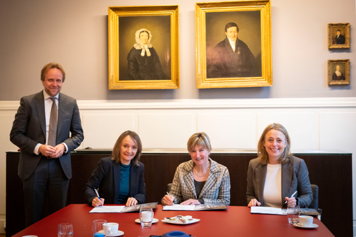 Leiden University and Unicef extend their cooperation on children's rights.