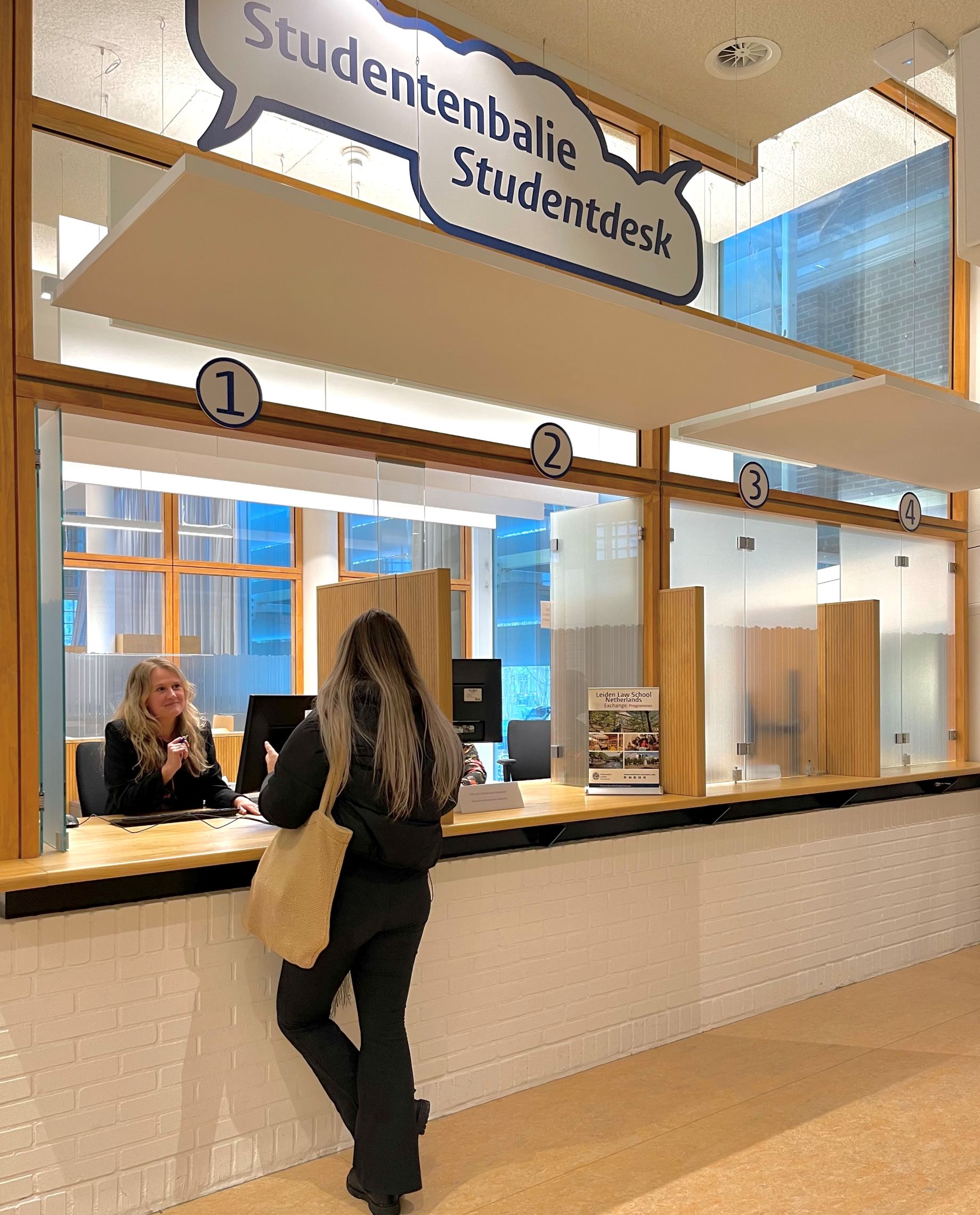 The Student Desk is open! Leiden University