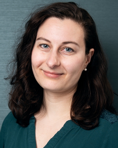 Neeltje Blankenstein is associate professor in the Department of Developmental, and Educational Psychology and researches antisocial and risk behaviour in adolescents. She is affiliated with research platform CHANGE.